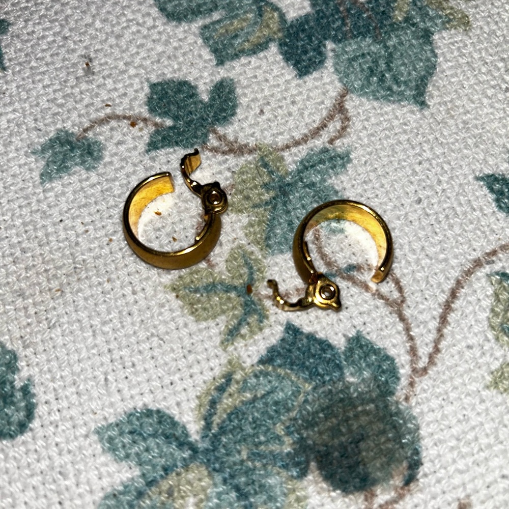 Monet Gold Hoop Earrings - Picture 3 of 5
